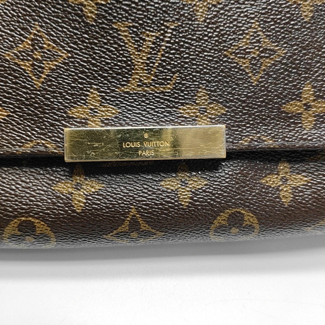 LOUIS VUITTON FAVORITE medium-sized brown coated canvas vintage handbag with gold hardware (90% New)